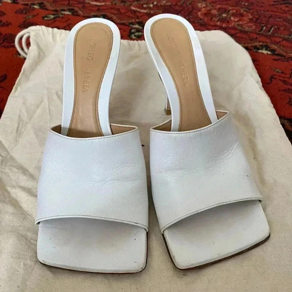 Bottega Veneta White Leather Square-Toe Heels – EU 37 / US 6.5 stretch mule shoe - Picture 2 of 11